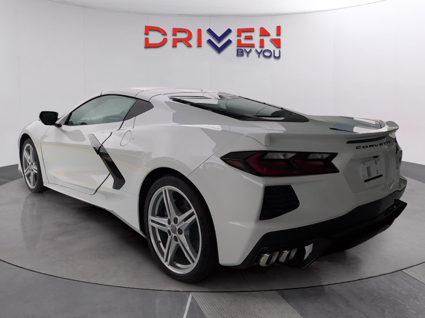 New 2026 Arctic White Chevrolet 2LT image 3