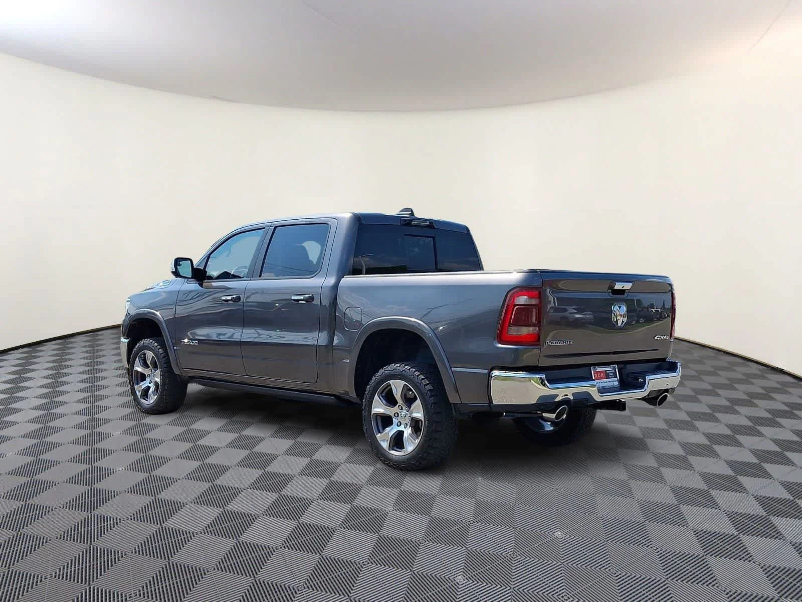 Used 2021 Granite Crystal Metallic Clearcoat Ram Laramie image 7