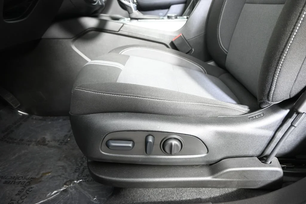 Used 2024 Black Chevrolet 2LT image 21