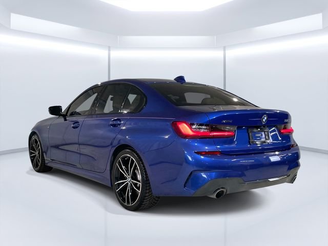 Used 2019 Blue BMW 330i xDrive image 3