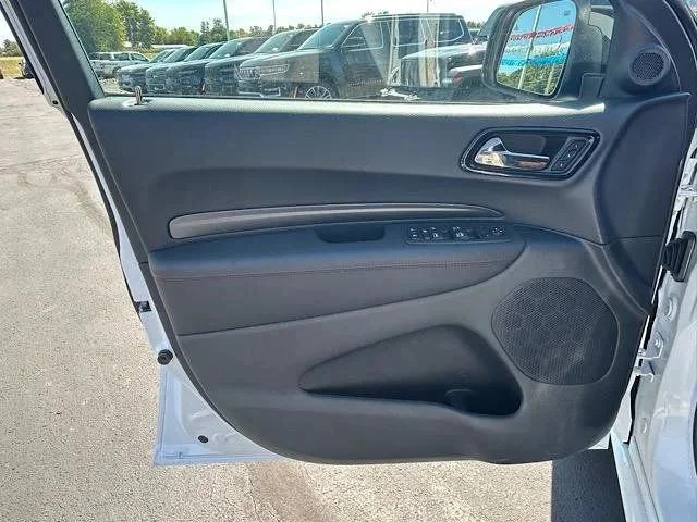 2025 Dodge Durango R/T - Photo 8