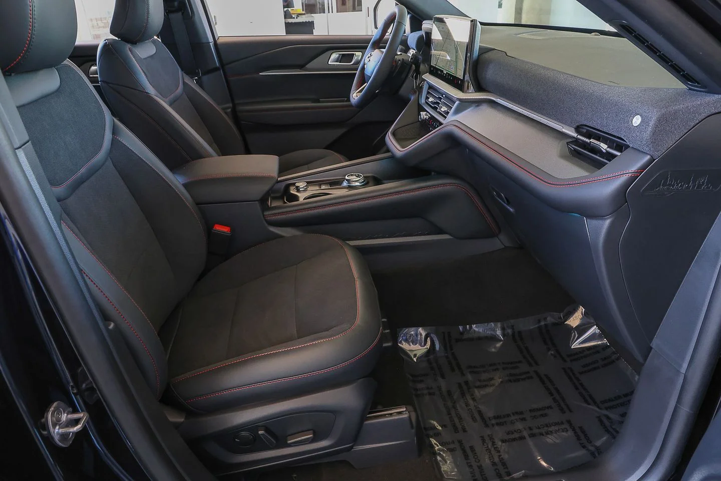 New 2026 Agate Black Metallic Ford ST image 41