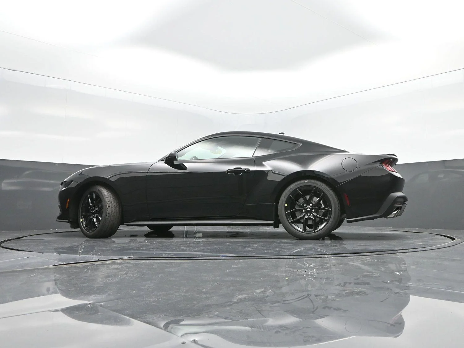 New 2025 Shadow Black Ford EcoBoost® Premium Fastback image 29