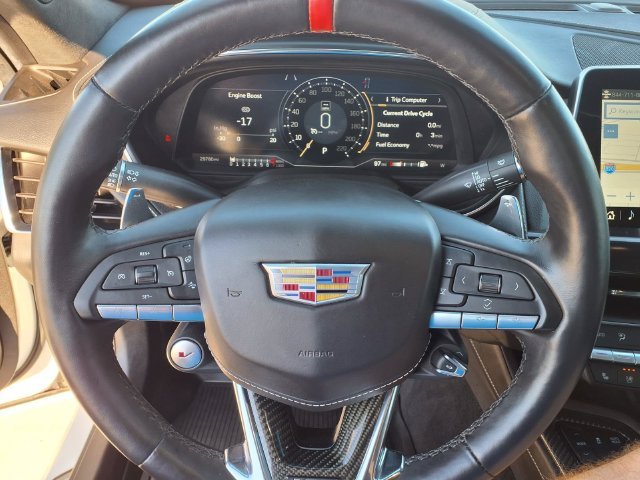 Used 2024 White Cadillac V-Series image 19