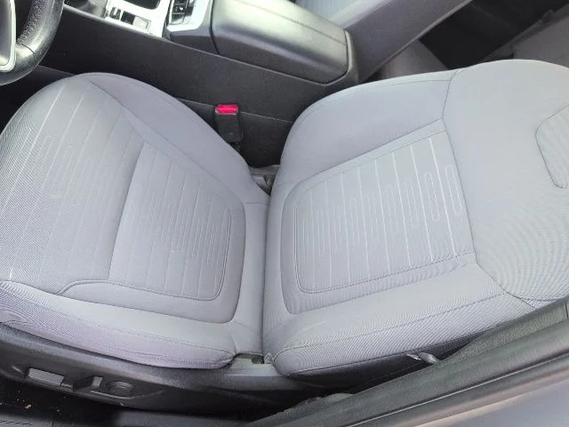 Used 2023 Gray Hyundai SEL Premium image 16