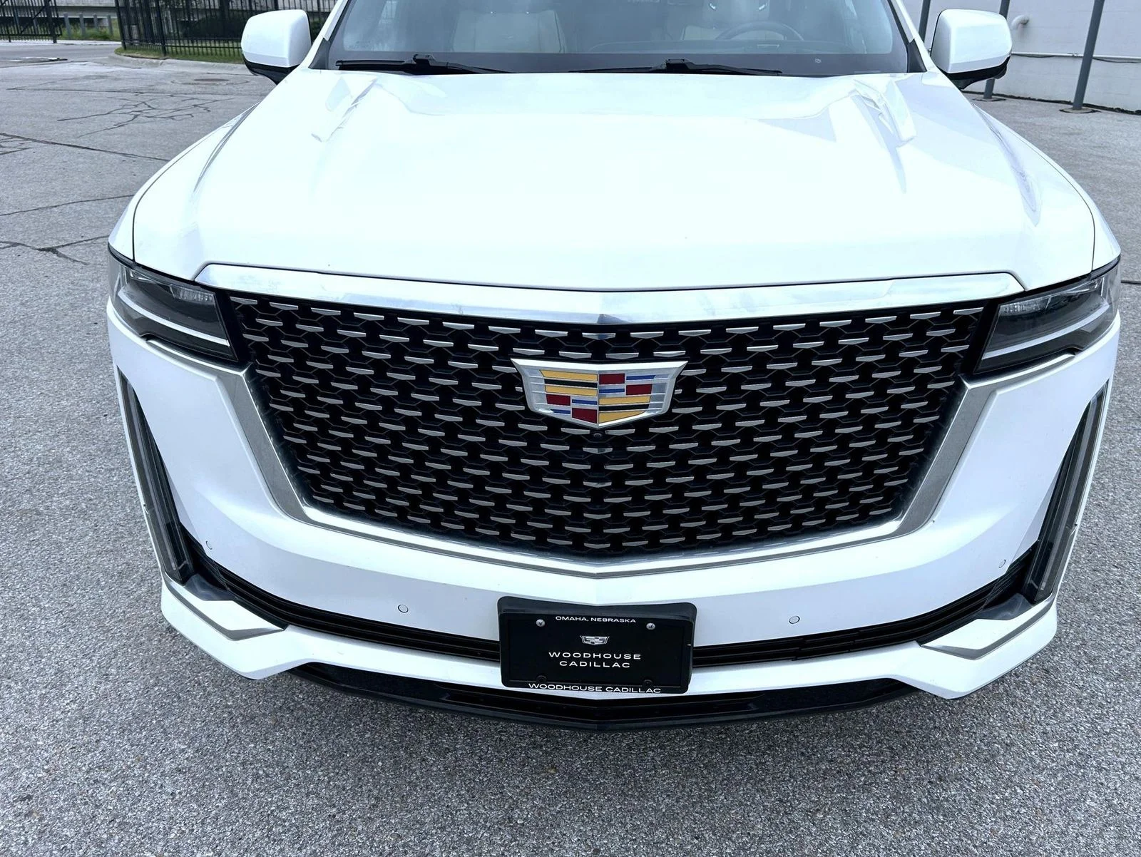 Used 2021 White Cadillac Premium Luxury image 9