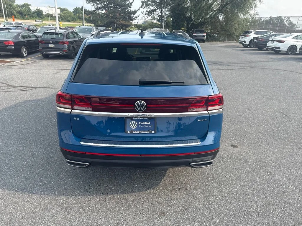 Certified Used 2026 Mountain Lake Blue Metallic Volkswagen SE image 17