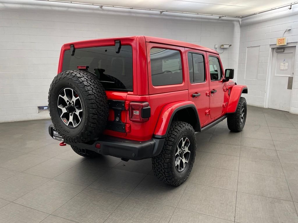 Used 2022 Red Jeep Unlimited Rubicon image 5