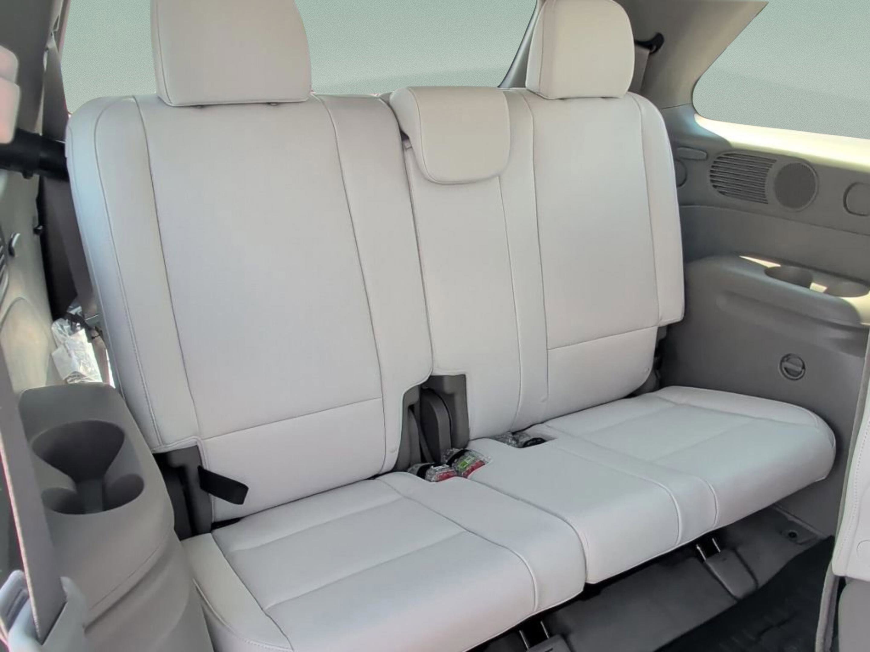 New 2026 Creamy White Pearl Hyundai Blue SEL Premium 7P image 40