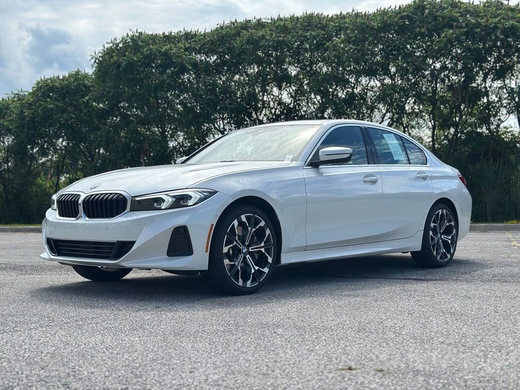 New 2026 Mineral White Metallic BMW 330i xDrive image 3