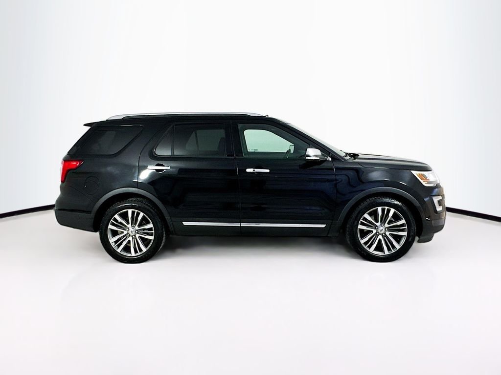 Used 2017 Shadow Black Ford Platinum image 8