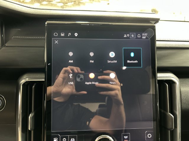 2027 GMC Acadia Elevation - Photo 16