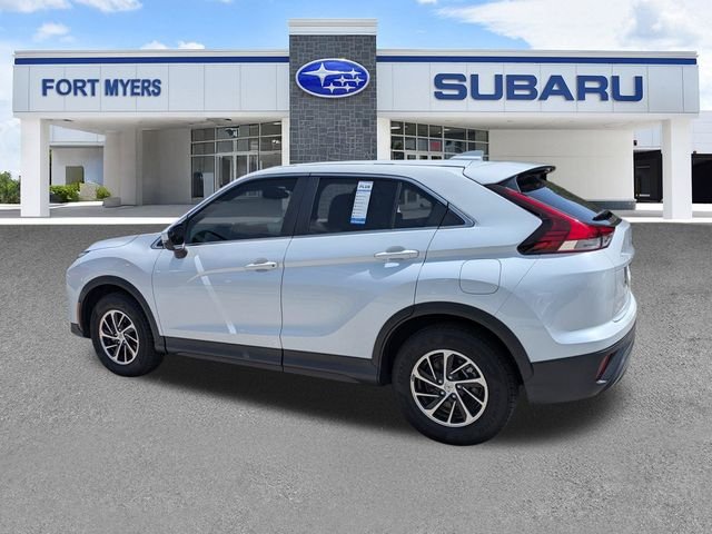 Used 2022 White Mitsubishi ES image 7
