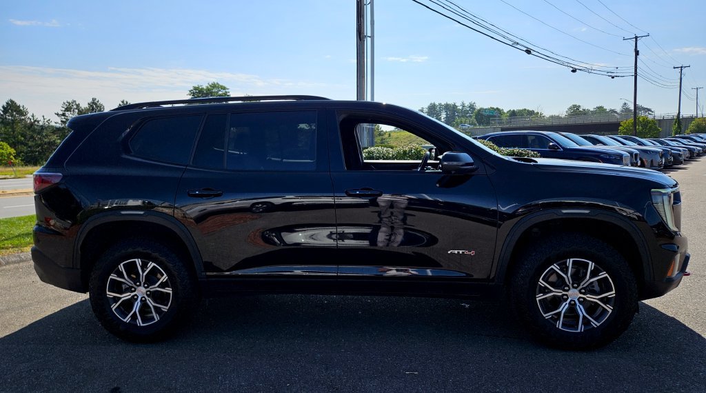 2024 GMC Acadia AT4 - Photo 8