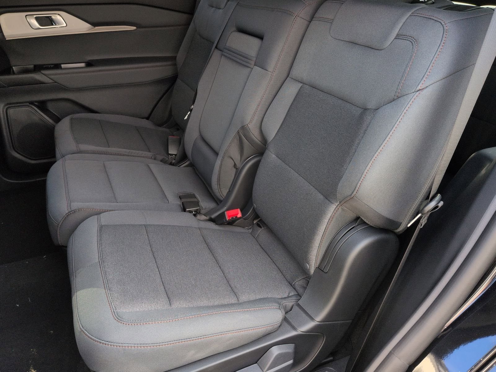 2026 Ford Explorer Active - Photo 20