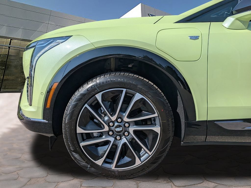 New 2027 Citron Tricoat Cadillac Premium Sport image 8