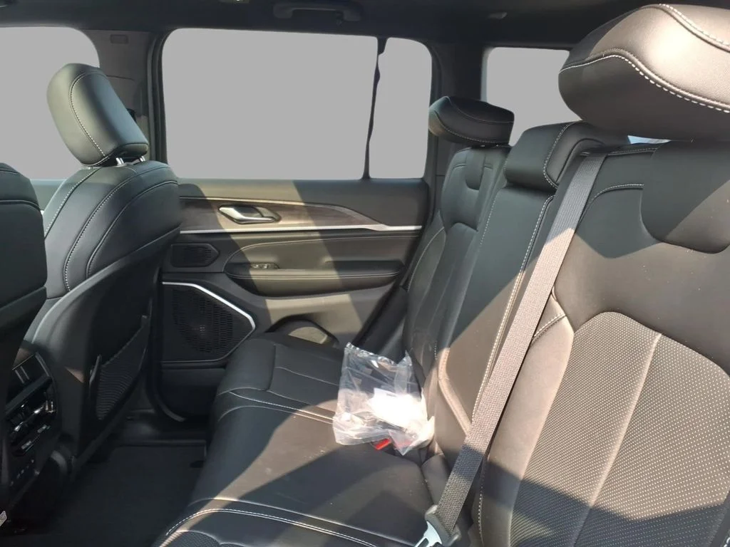 New 2026 Bright White Clearcoat Jeep Limited Reserve image 7