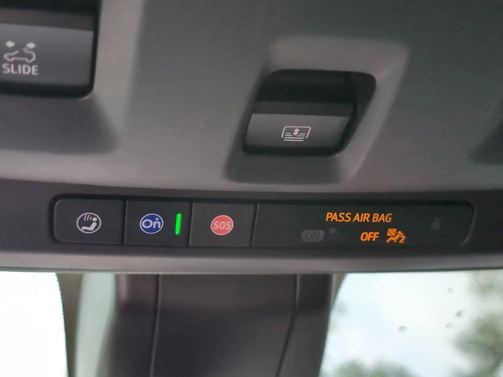 Used 2021 SHADOW GRAY METALLIC Chevrolet Z71 image 22