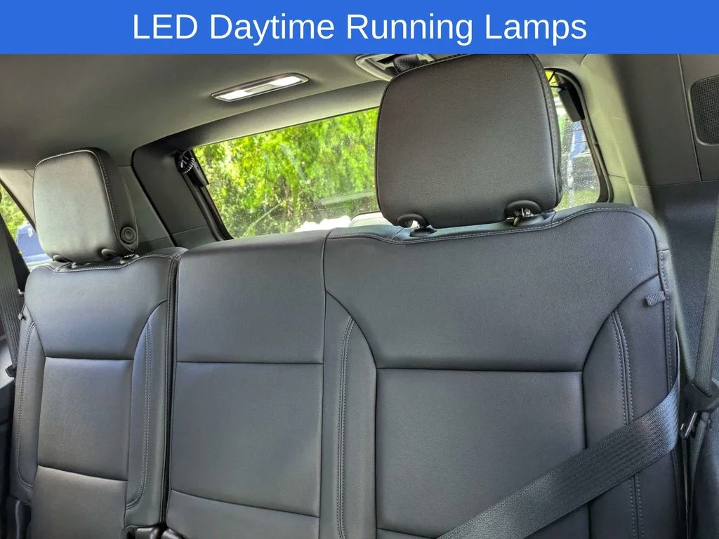 Used 2024 Gray Chevrolet Z71 image 16