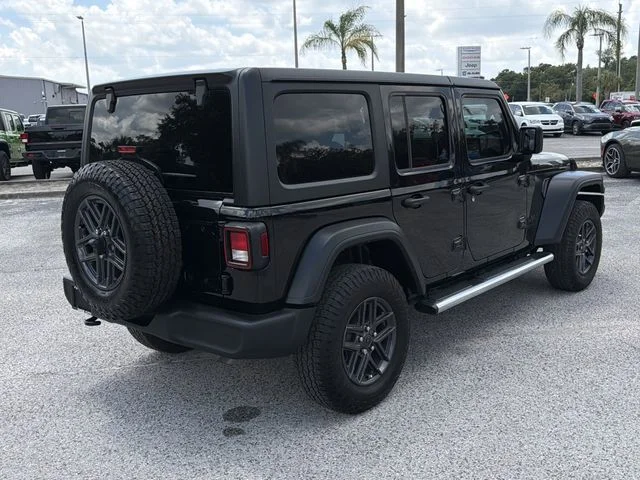 Used 2025 Black Jeep Sport S image 4