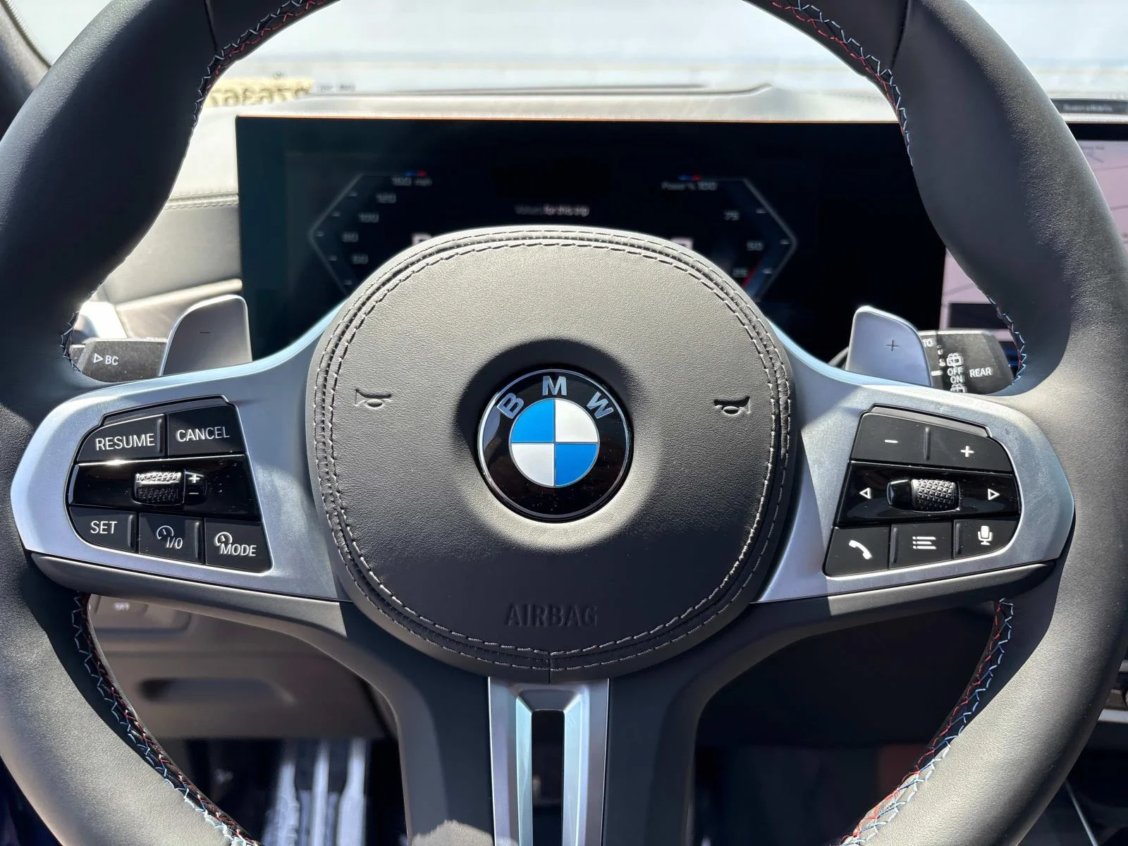 2025 BMW X5 M60i - Photo 19