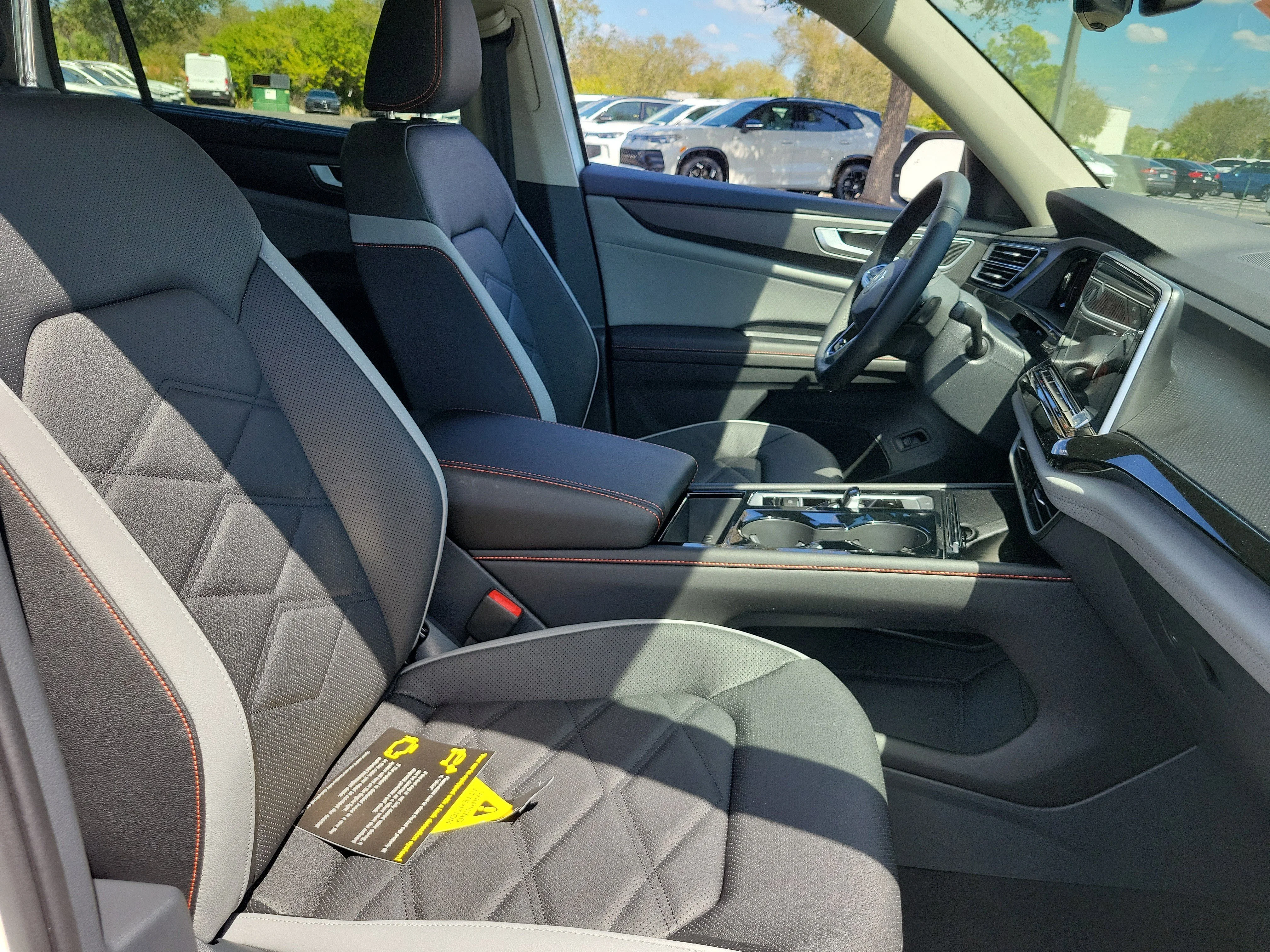 New 2026 White Volkswagen Peak Edition image 6