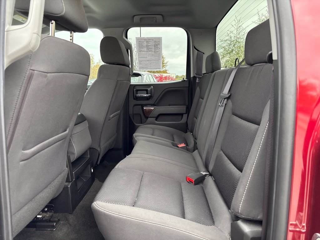 Used 2017 Red GMC SLE image 11