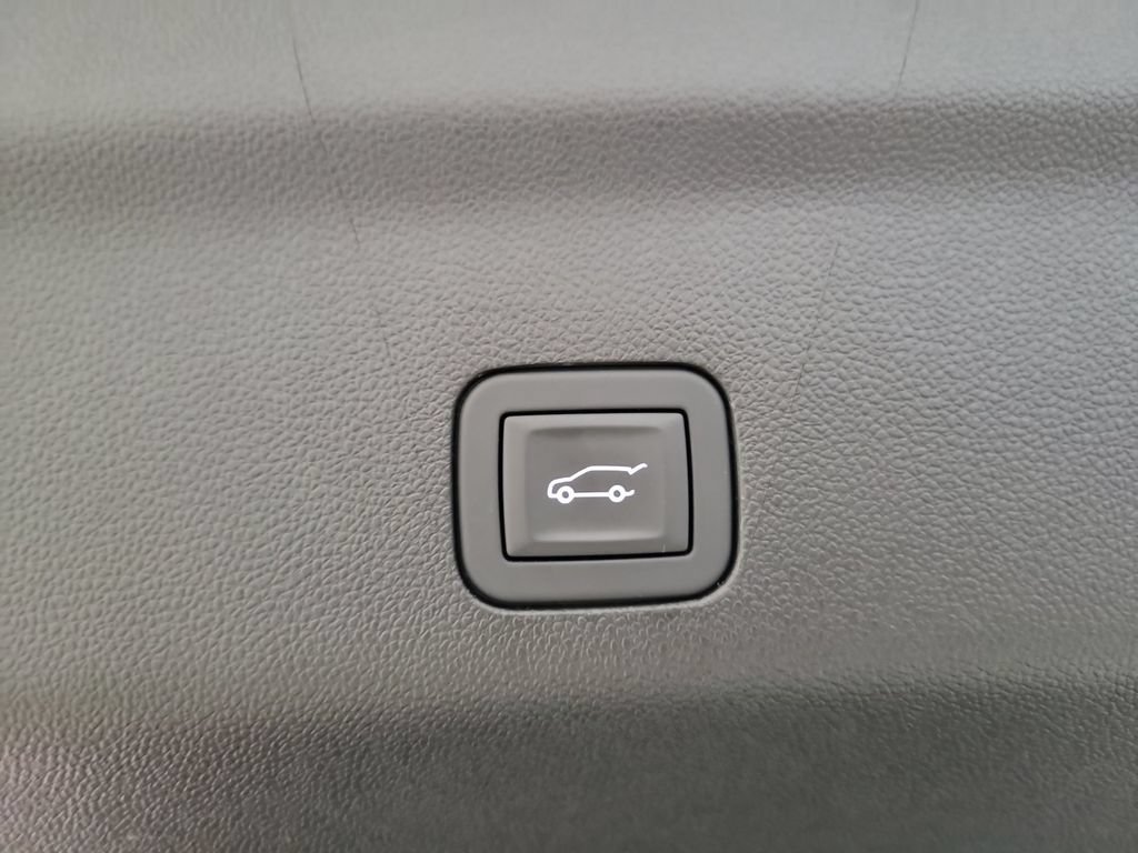 2025 Chevrolet Tahoe High Country - Photo 25