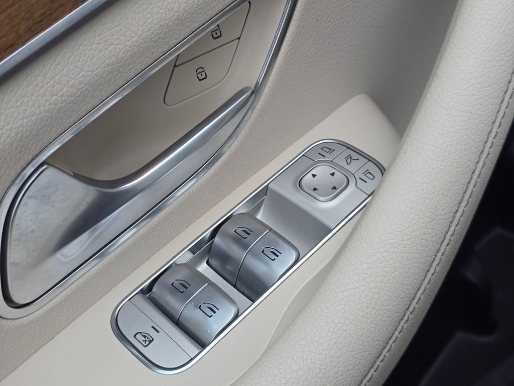 Used 2022 White Mercedes-Benz GLE 350 image 20
