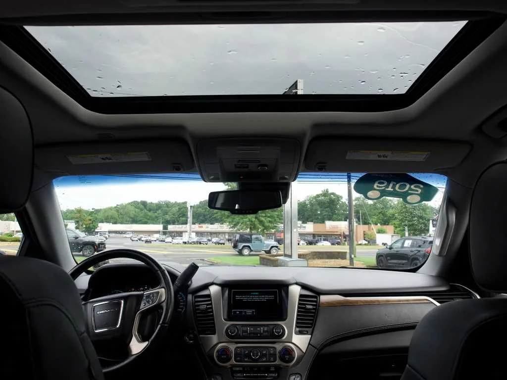 Certified Used 2019 ONYX BLACK GMC Denali image 30