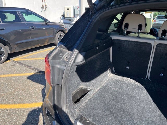 Used 2018 Jet Black BMW xDrive28i image 19