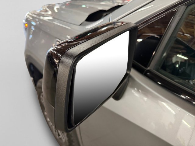 Used 2025 Sterling Metallic GMC AT4 image 10