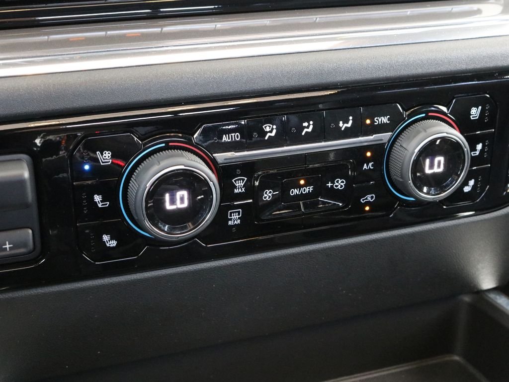 Used 2023 Blue Chevrolet High Country image 17
