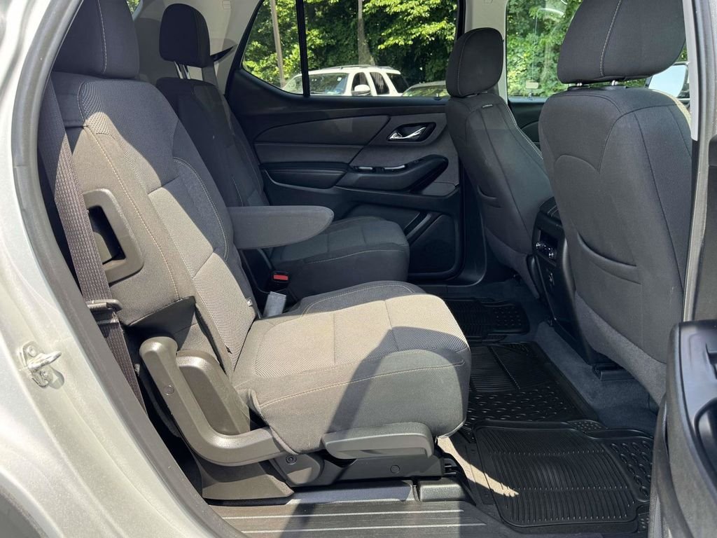 Used 2019 Silver Chevrolet LT image 16