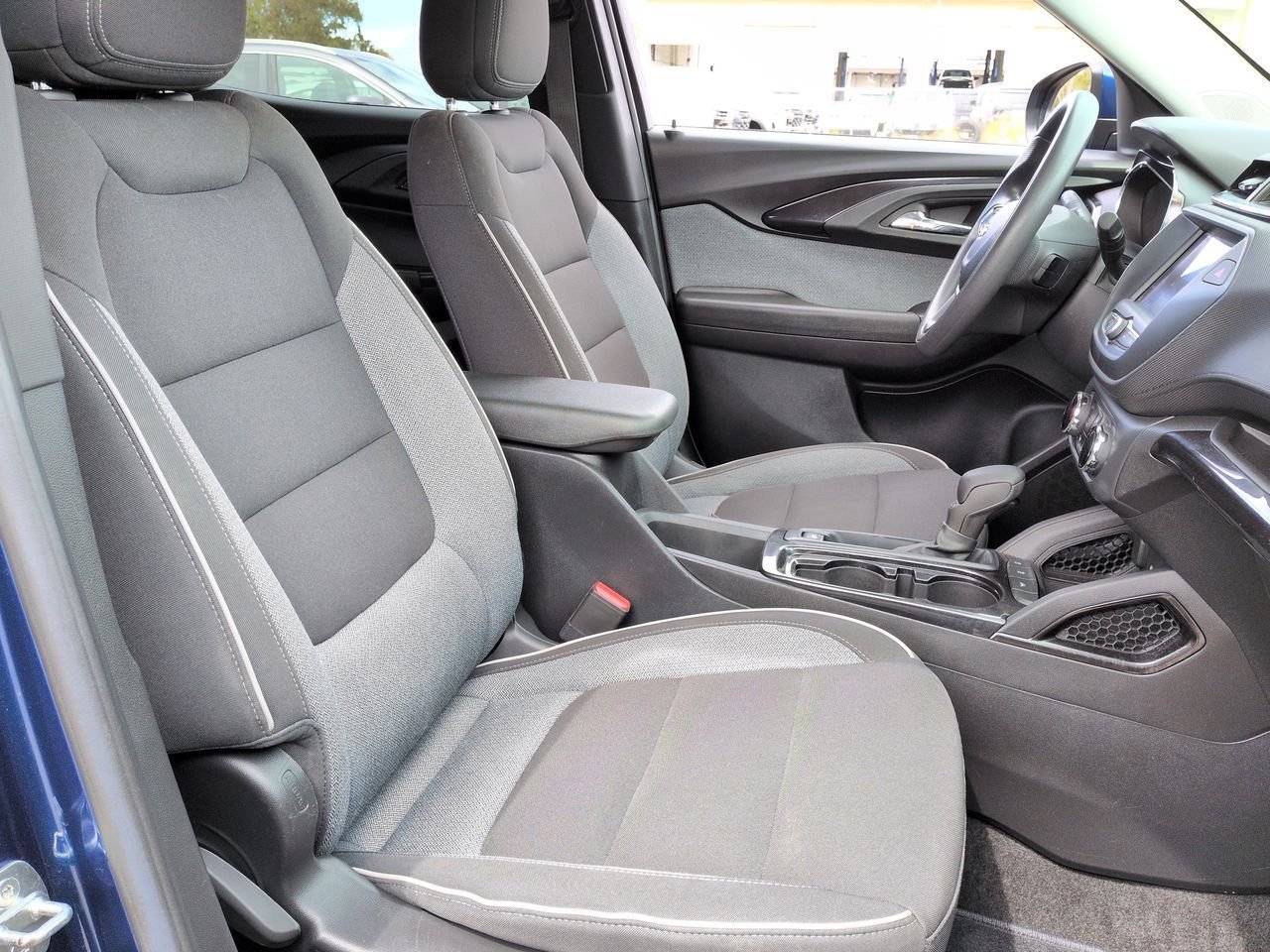 2023 Chevrolet TrailBlazer LT - Photo 28