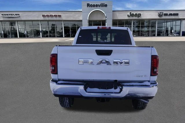 New 2026 Bright White Clear-Coat Exterior Paint RAM Tradesman image 4