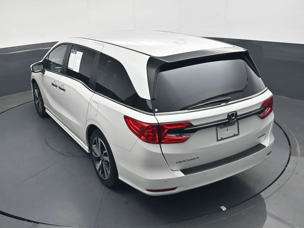 Used 2023  Honda Touring image 34