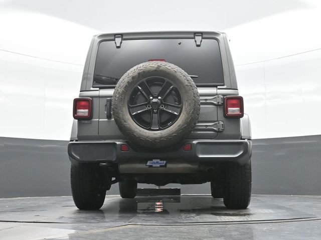 Used 2021 Gray Jeep Unlimited Sahara Altitude image 18