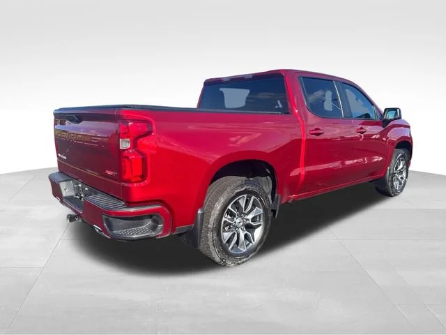 Used 2023 RADIANT RED TINTCOAT Chevrolet RST image 6