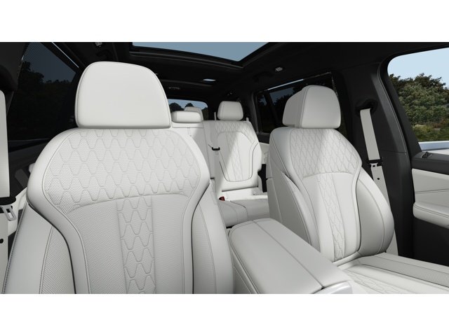 New 2027 Mineral White Metallic BMW xDrive40i image 11