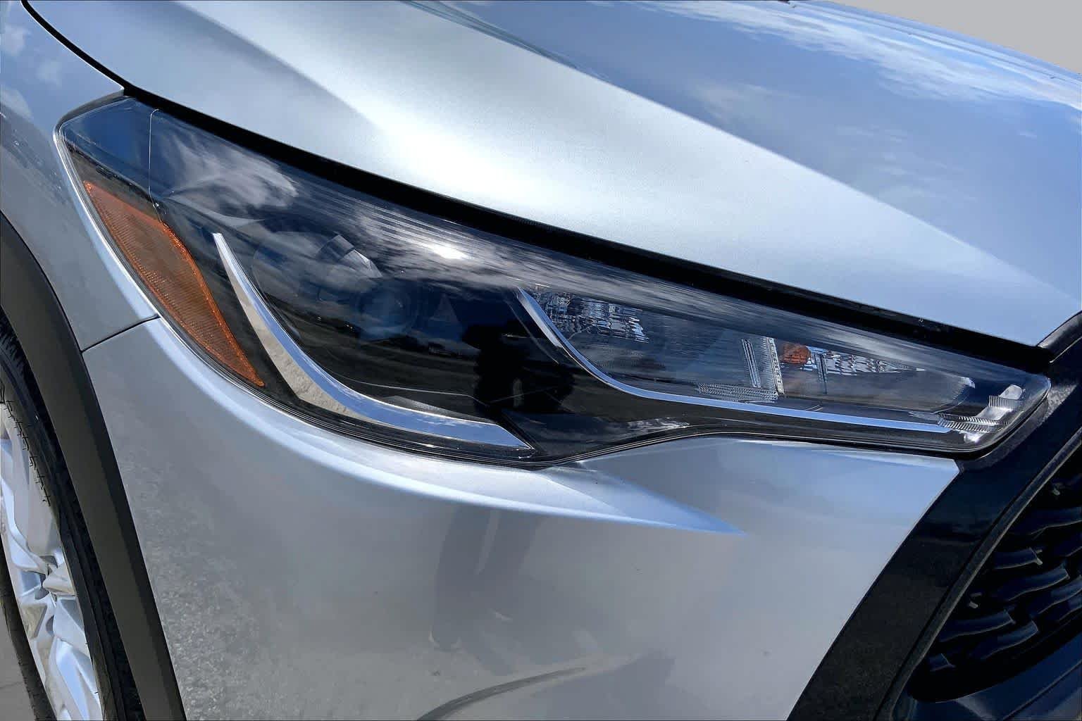 Used 2023 Sonic Silver Toyota LE image 27