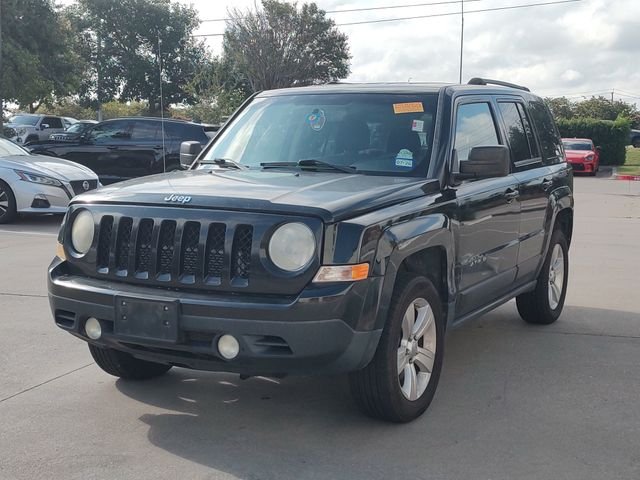 Used 2012 Black Jeep Latitude image 7