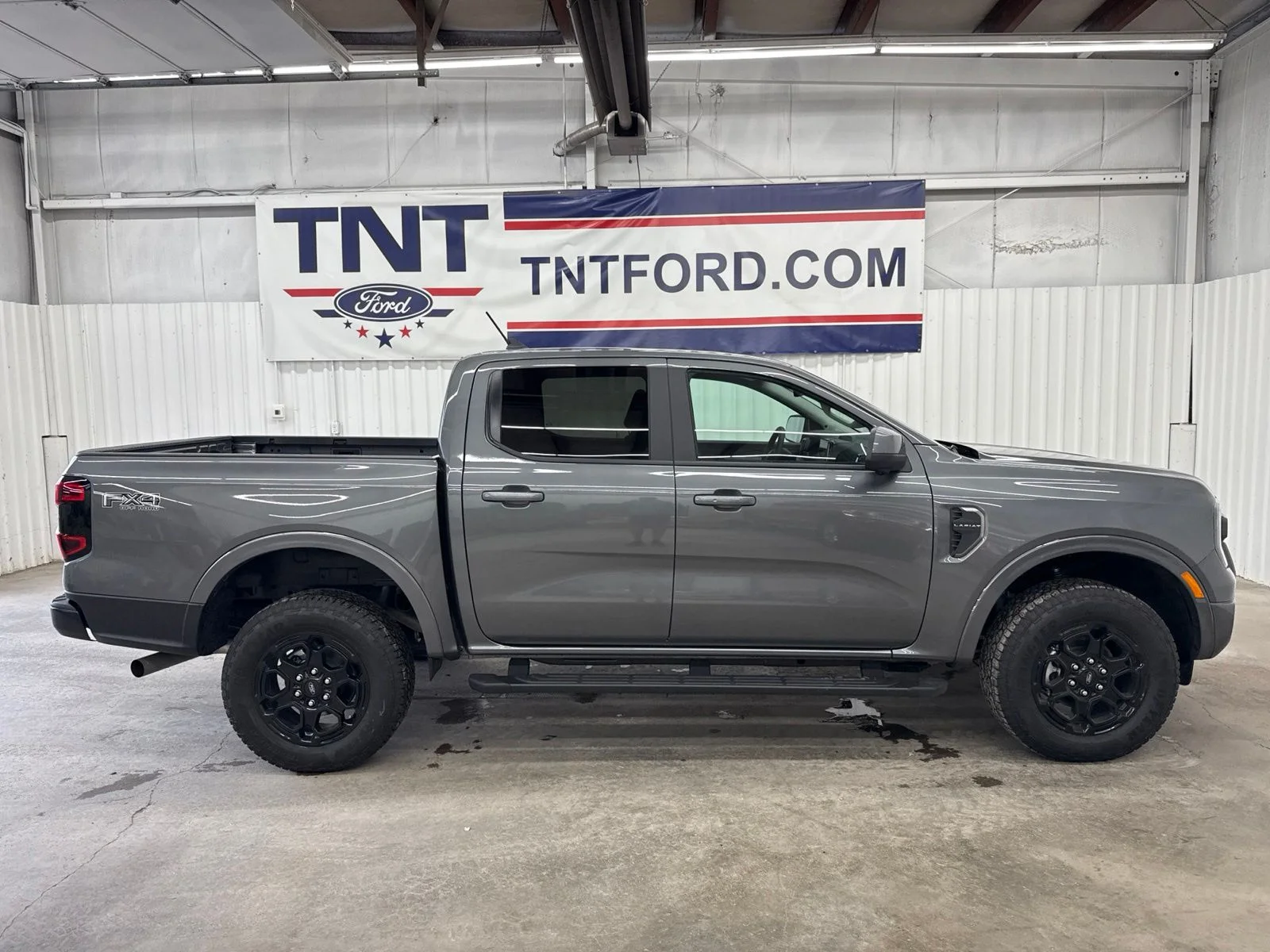 Carbonized Gray Metallic 2026 Ford Ranger Pickup Truck Four-Wheel Drive Automatic