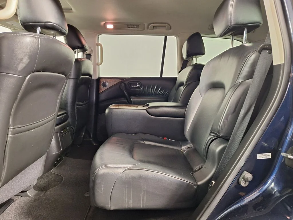 Used 2022 Blue Pearl Nissan SL image 10