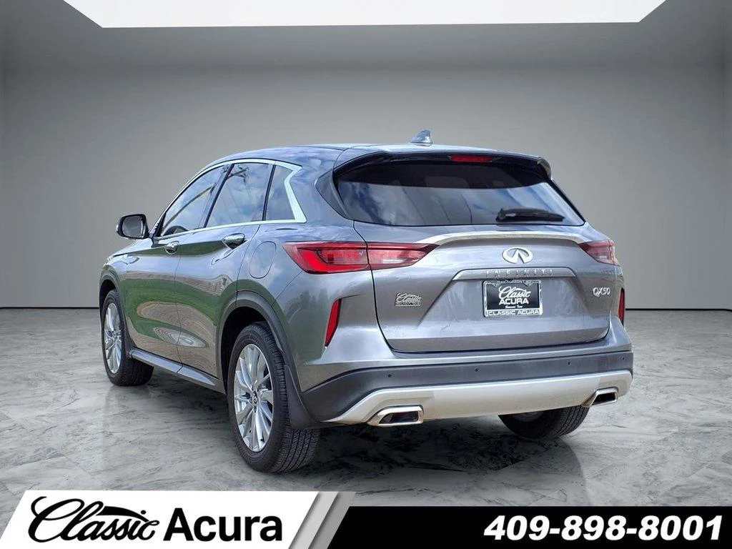 Used 2024 Graphite Shadow INFINITI PURE image 5