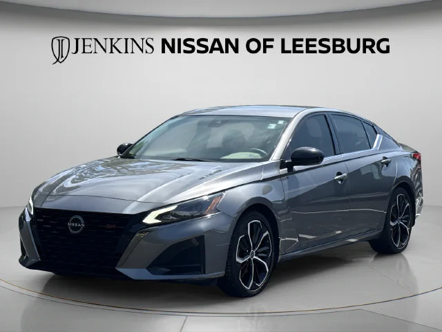 Used 2024 Gray Nissan 2.5 SR image 14