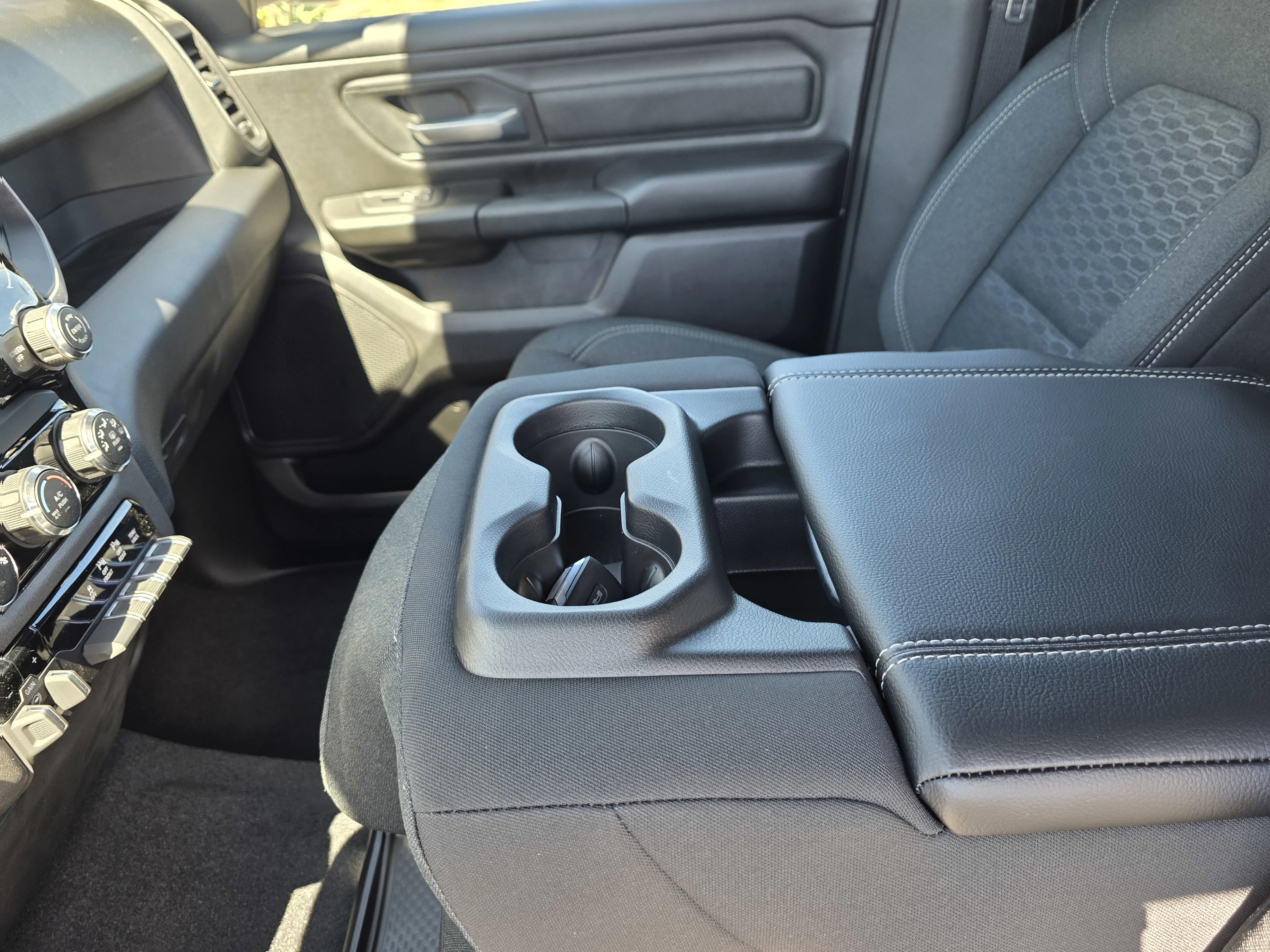 2026 RAM 1500 Tradesman - Photo 12