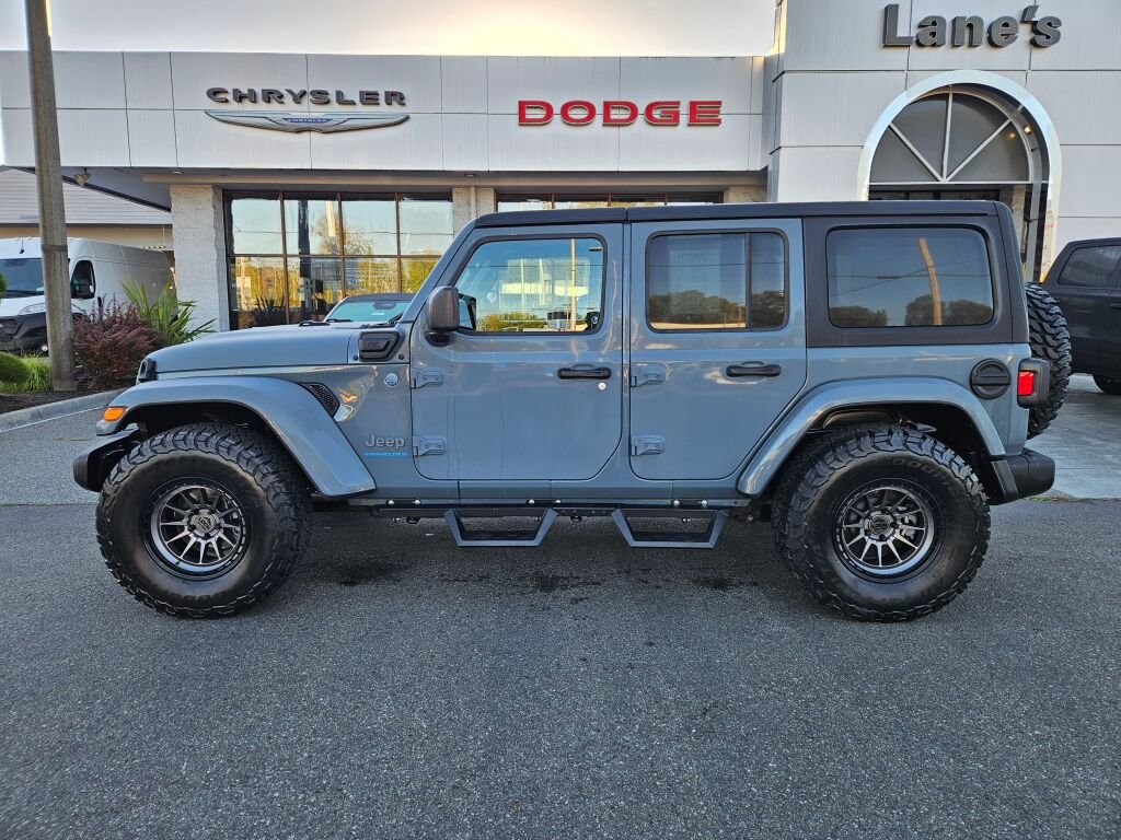 Used 2024 Anvil Clear Coat Jeep Sport S 4xe image 2