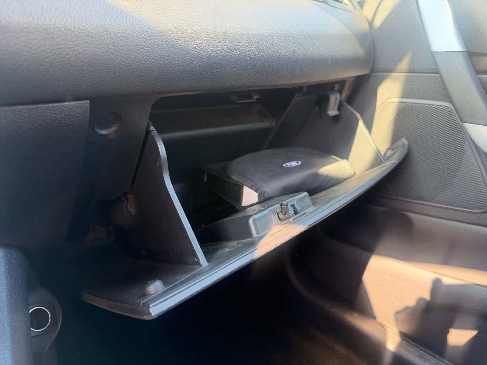 Used 2014 Ingot Silver Metallic Ford SEL image 25