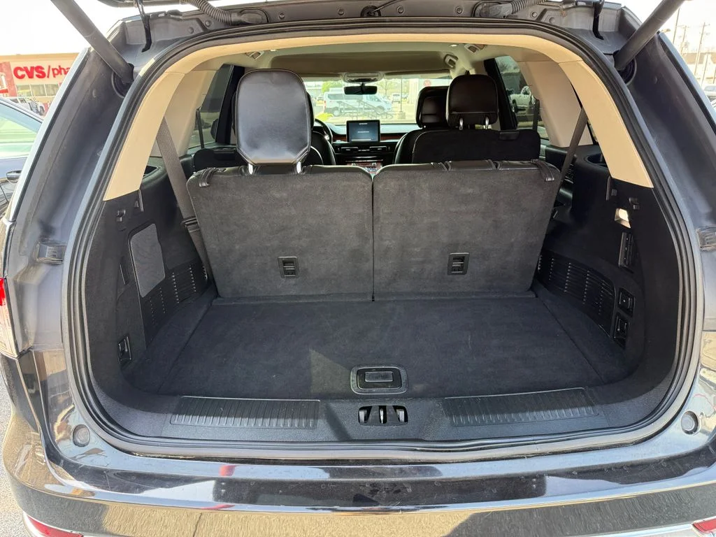Used 2020 Black Lincoln Reserve image 32